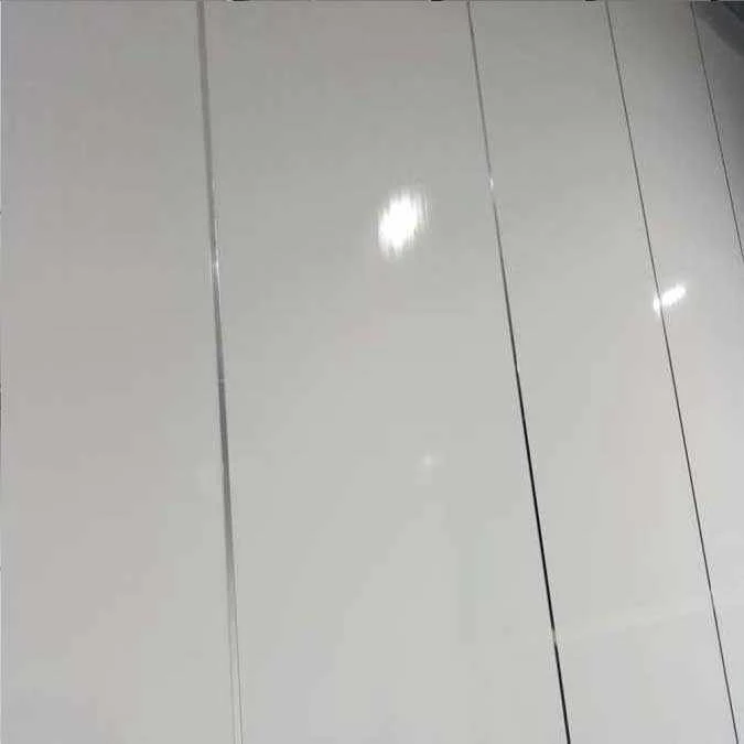 Neptune 200 Moderna White & Chrome Flat Panel - PVC Plastic Wall & Ceiling Cladding - 2.6m - 5 Pack 9 Neptune 200 Moderna White & Chrome Flat Panel - PVC Plastic Wall & Ceiling Cladding - 2.6m - 5 Pack - Image 7