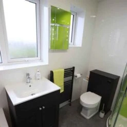 Neptune 250 White Gloss - PVC Plastic Wall & Ceiling Cladding - 2.6m - 4 Pack 14 Neptune 250 White Gloss - PVC Plastic Wall & Ceiling Cladding - 2.6m - 4 Pack -Perfect Finish white gloss on walls